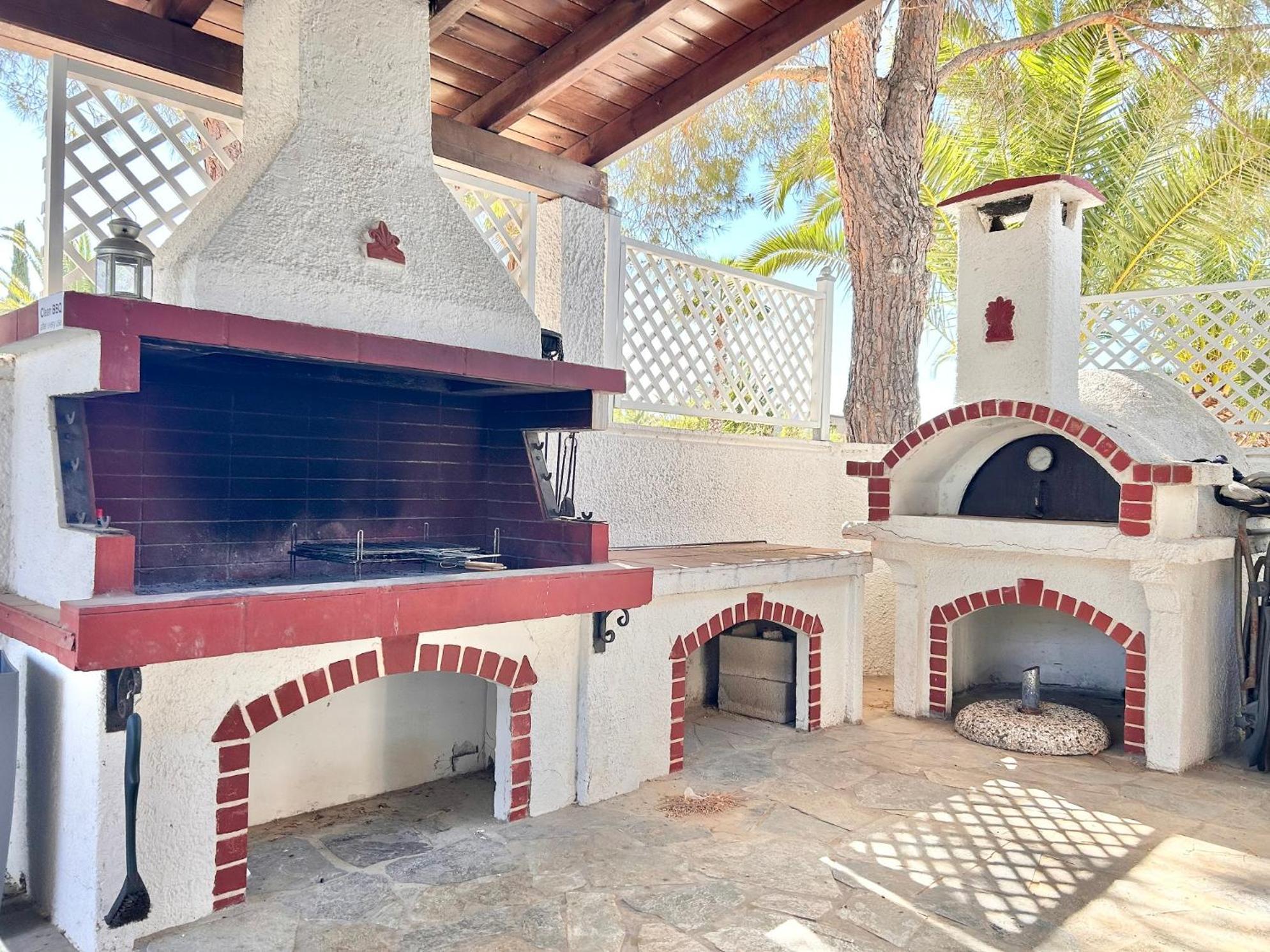 Villasonboard Dock Villa 3 Bed, 3 Bath, Canal, Greek Venice Porto Hydra Plépi Exteriör bild
