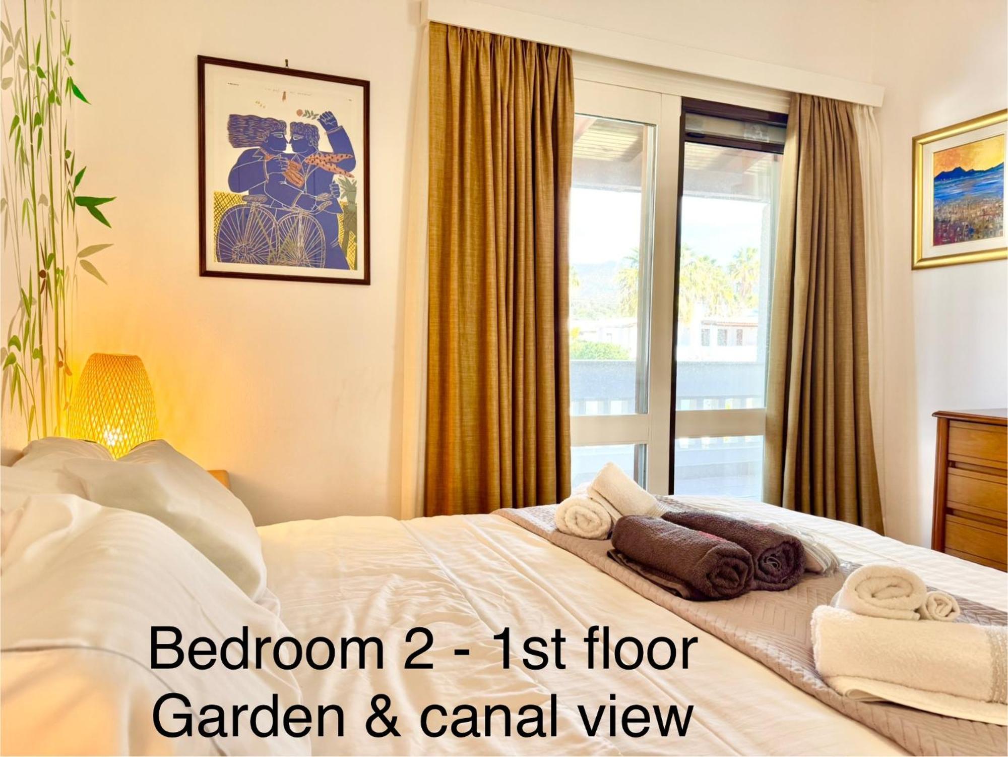 Villasonboard Dock Villa 3 Bed, 3 Bath, Canal, Greek Venice Porto Hydra Plépi Exteriör bild