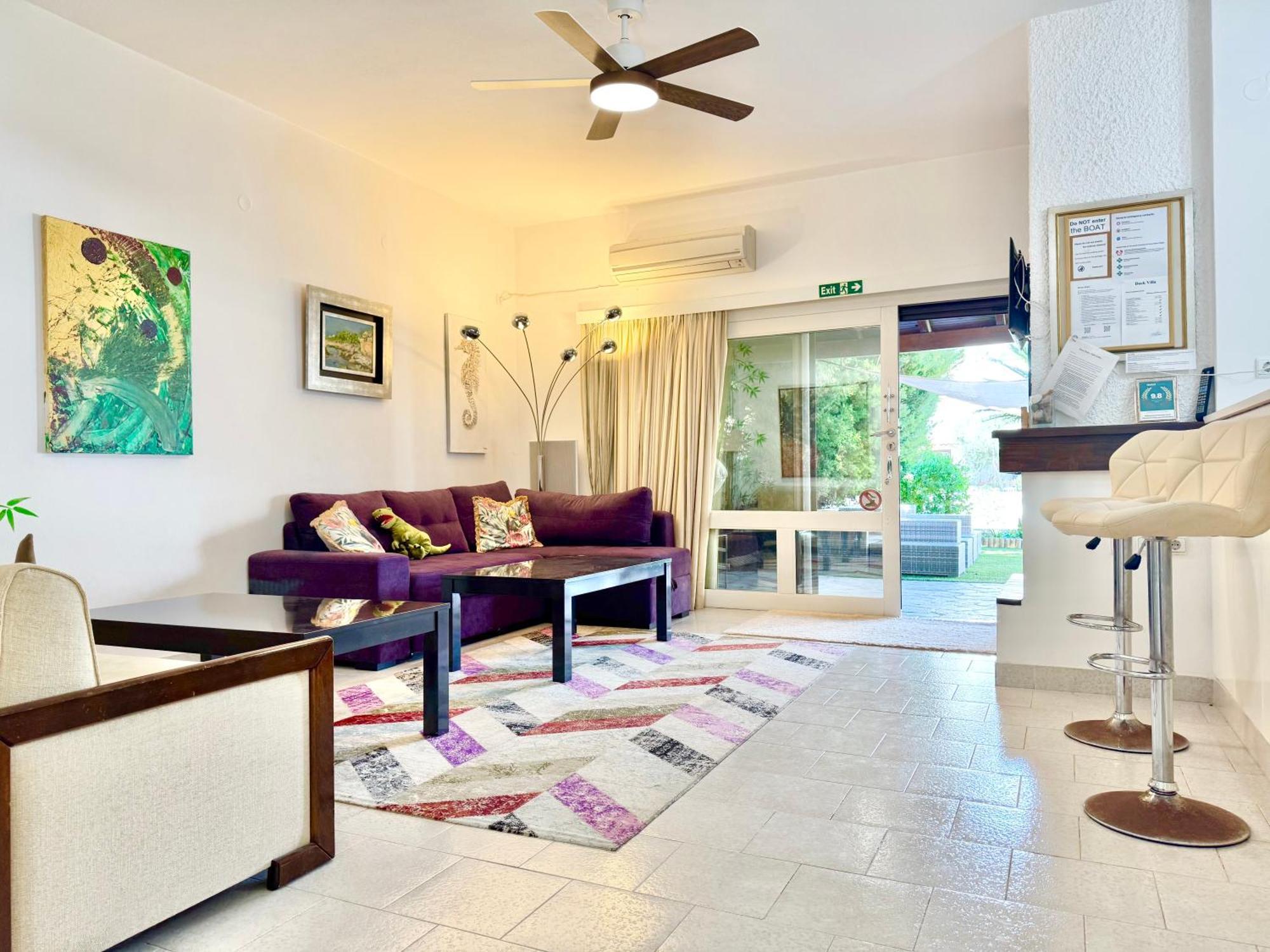 Villasonboard Dock Villa 3 Bed, 3 Bath, Canal, Greek Venice Porto Hydra Plépi Exteriör bild